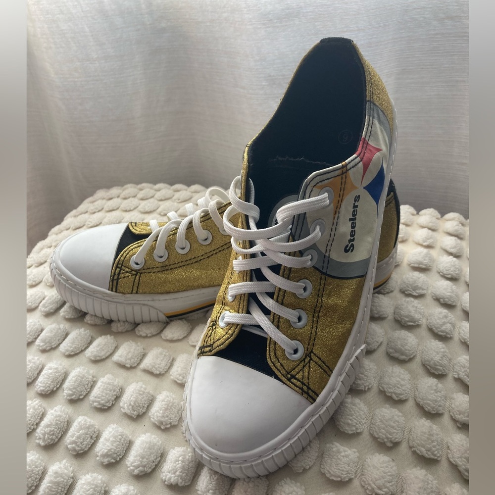PITTSBURGH STEELERS Women’s Size 6 FOCO Glitter Canvas Lace Up Low Top Sneakers